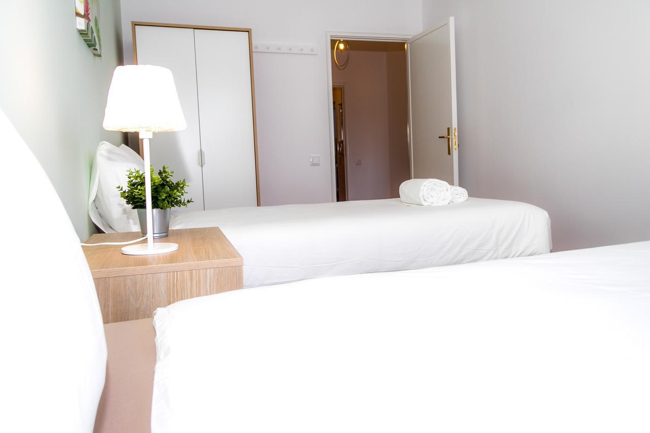 Liiiving In Porto | Downtown Delight Apartments Room photo